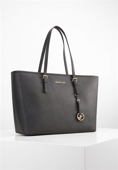 sac michael kors jet set prix|michael kors handbags.